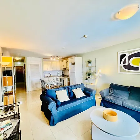 Poolside Paradise * Costa Adeje (Tenerife)