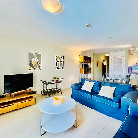 Poolside Paradise * Costa Adeje (Tenerife)