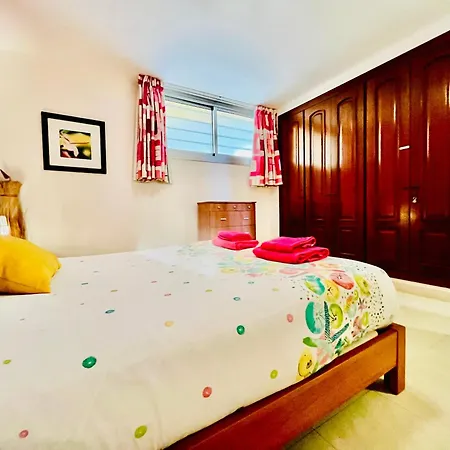 Appartamento Poolside Paradise *