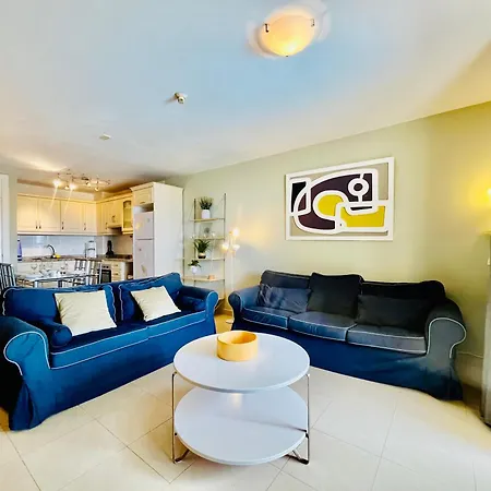 Appartamento Poolside Paradise *