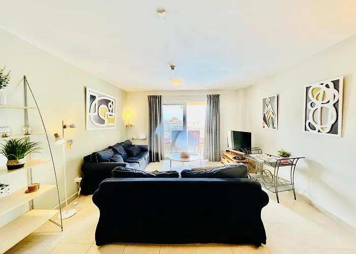 Poolside Paradise Apartment Costa Adeje (Tenerife)